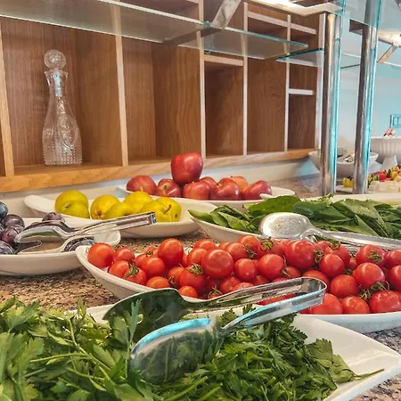 ホテル Yali Boutique 4*